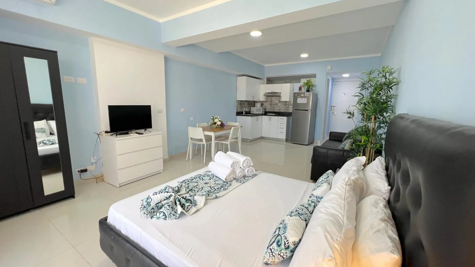 Otel Vacation Suites With Rooftop Pool, Spa, Restaurants - Playa Los Corales Punta Cana
