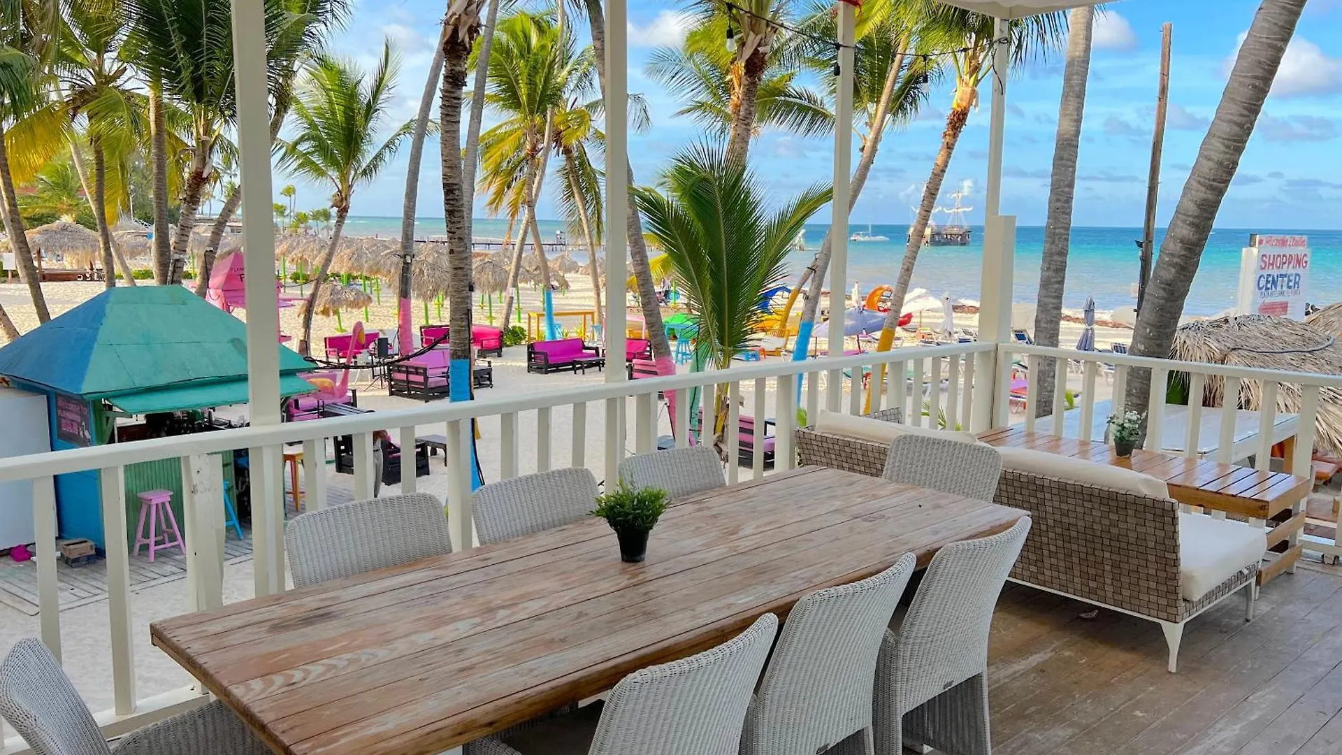 Vacation Suites With Rooftop Pool, Spa, Restaurants - Playa Los Corales 蓬塔卡纳