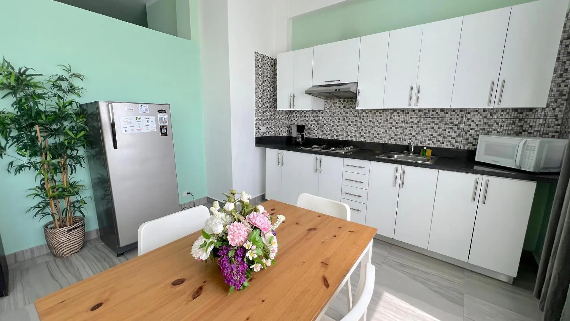 Vacation Suites With Rooftop Pool, Spa, Restaurants - Playa Los Corales Πούντα Κάνα 5*,